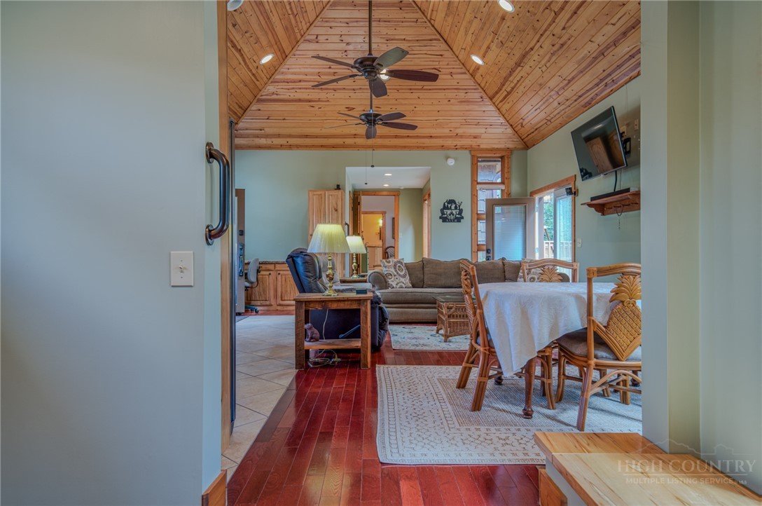426 Cook Town Road Bakersville, NC 28705 - Photo 16 of 50