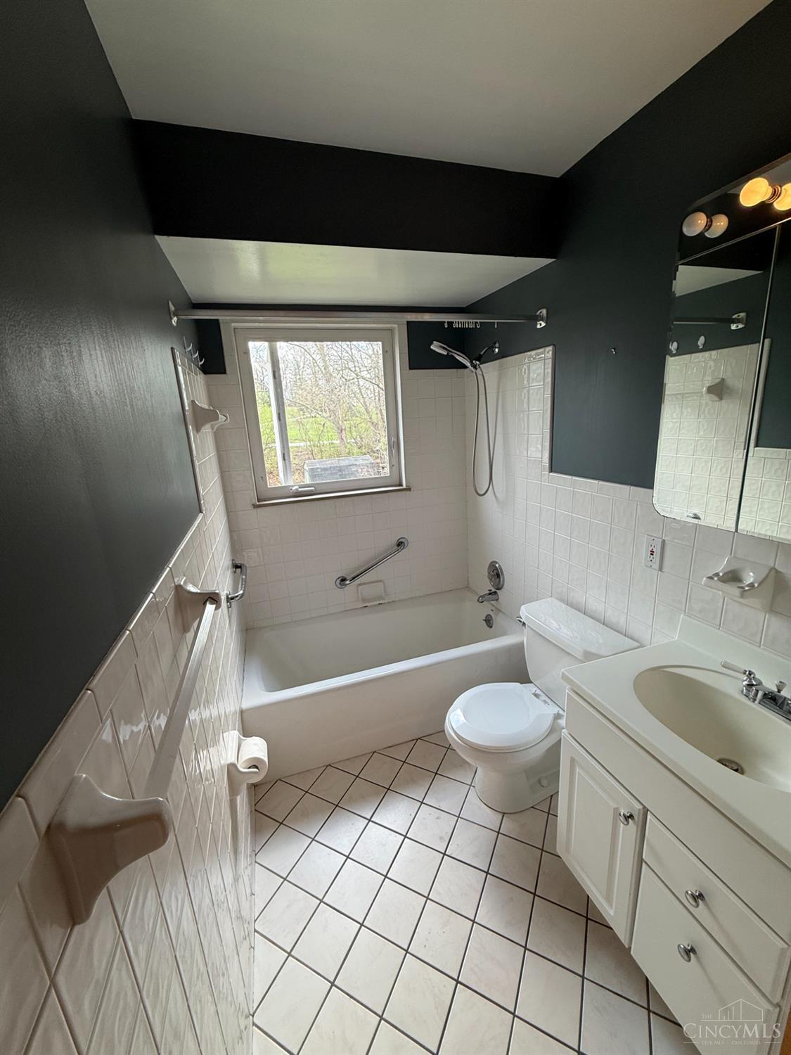 332 Ingram Road Cincinnati, OH 45218 - Photo 12 of 30