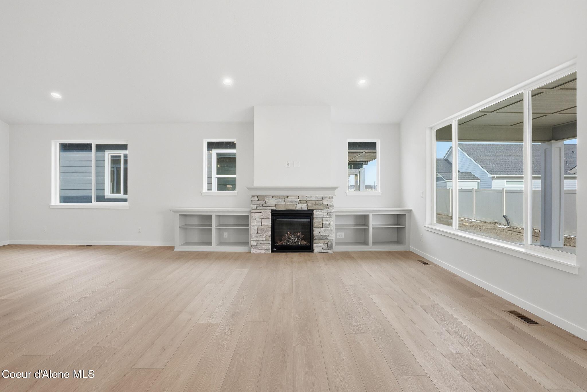 2618 West Victor Loop Coeur D'Alene, ID 83815 - Photo 9 of 41 9