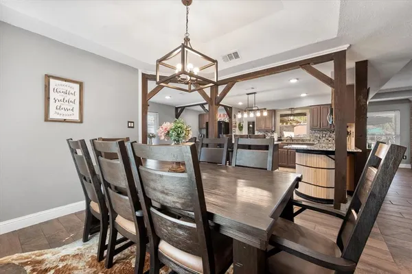 $349,750 | 10124 Stoneleigh Drive, Benbrook, TX 76126
