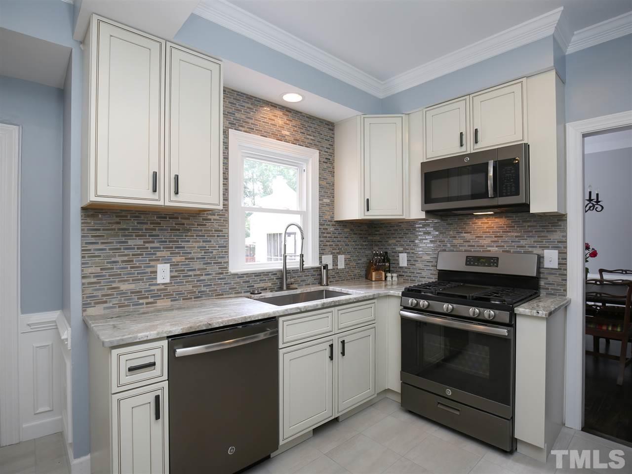 2116 Osprey Circle Raleigh, NC 27615 - Photo 8 of 25 Beautiful backsplash