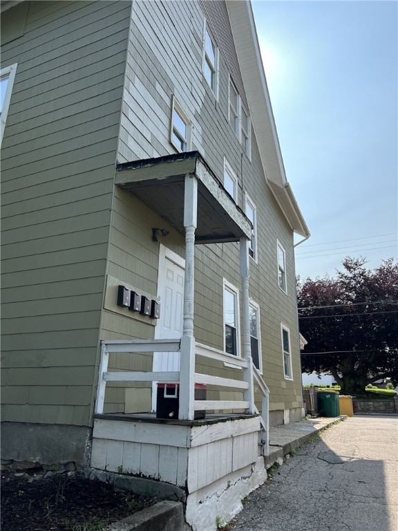 635 Park Avenue Woonsocket, RI 02895 - Photo 22 of 27