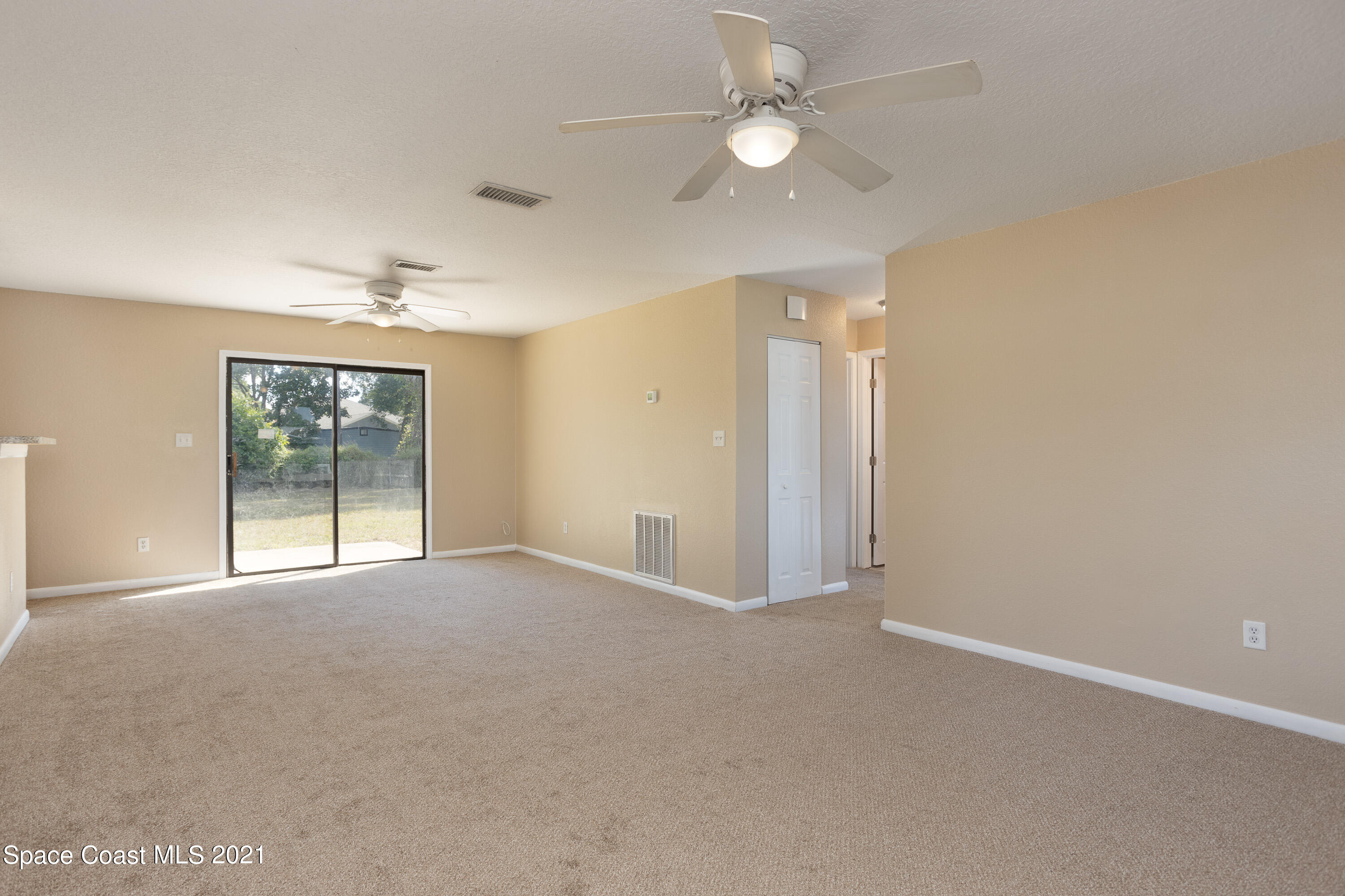 5649 Jamaica Road Cocoa, FL 32927 - Photo 2 of 22 06- 5649 Jamaica Rd