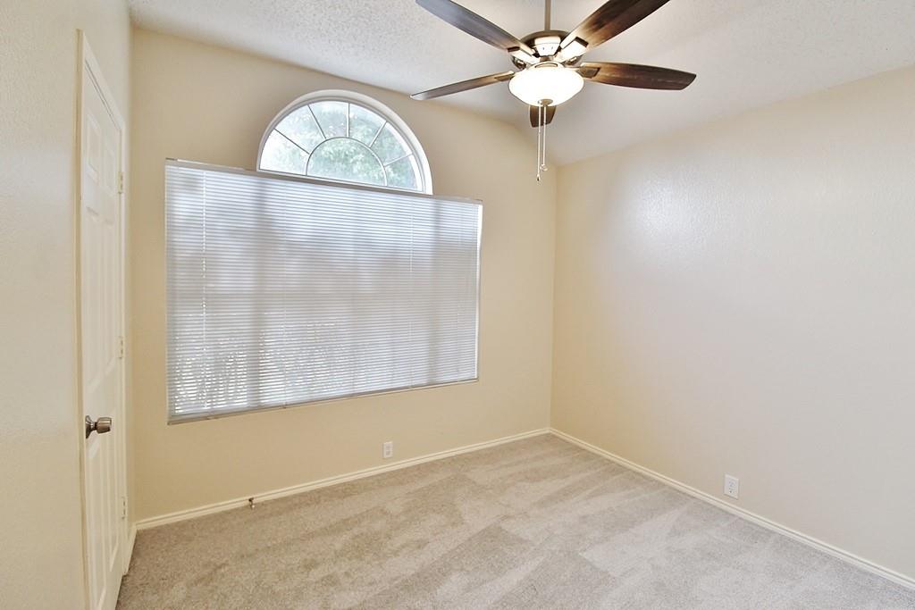 210 Ridgecrest Drive Cedar Hill, TX 75104 - Photo 7 of 13