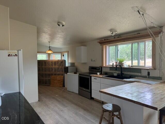 5345 West Side Road Cave Junction, OR 97523 - Photo 15 of 25