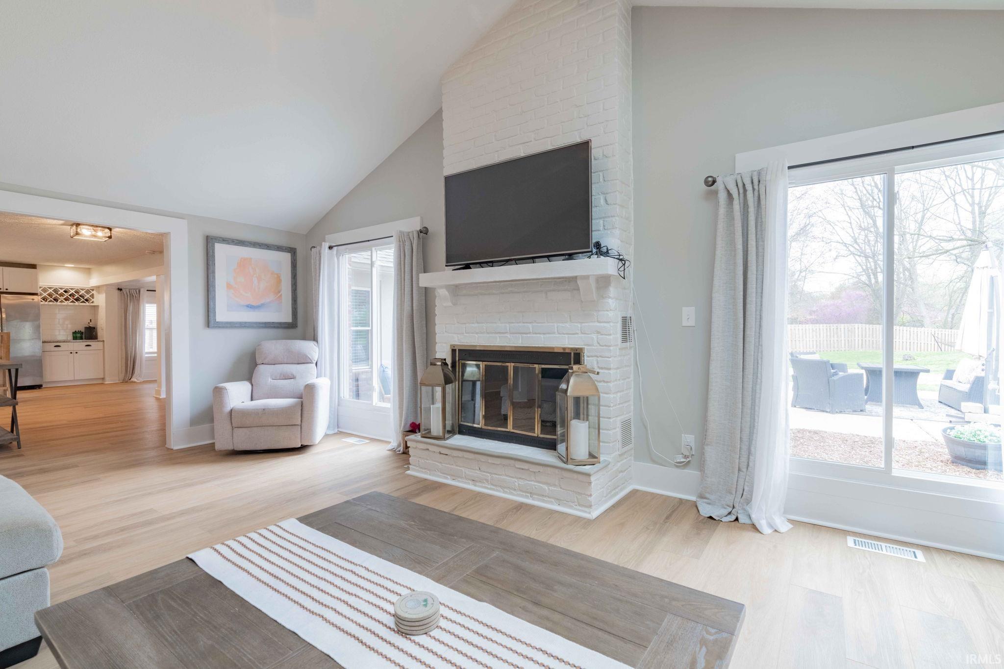 12282 Charing Cross Road Carmel, IN 46033 - Photo 11 of 36 Gallery Image 11