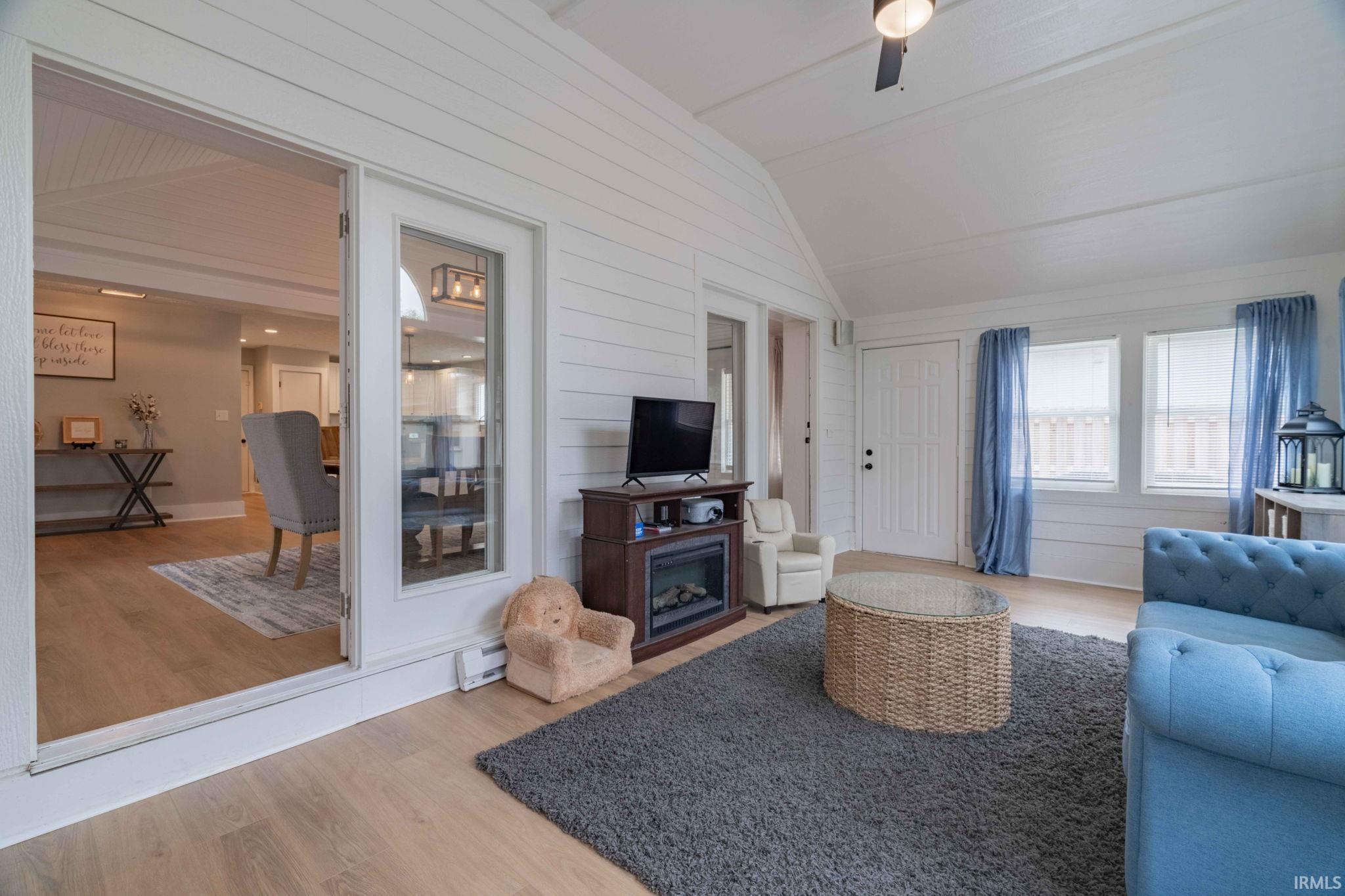 12282 Charing Cross Road Carmel, IN 46033 - Photo 21 of 36 Gallery Image 21