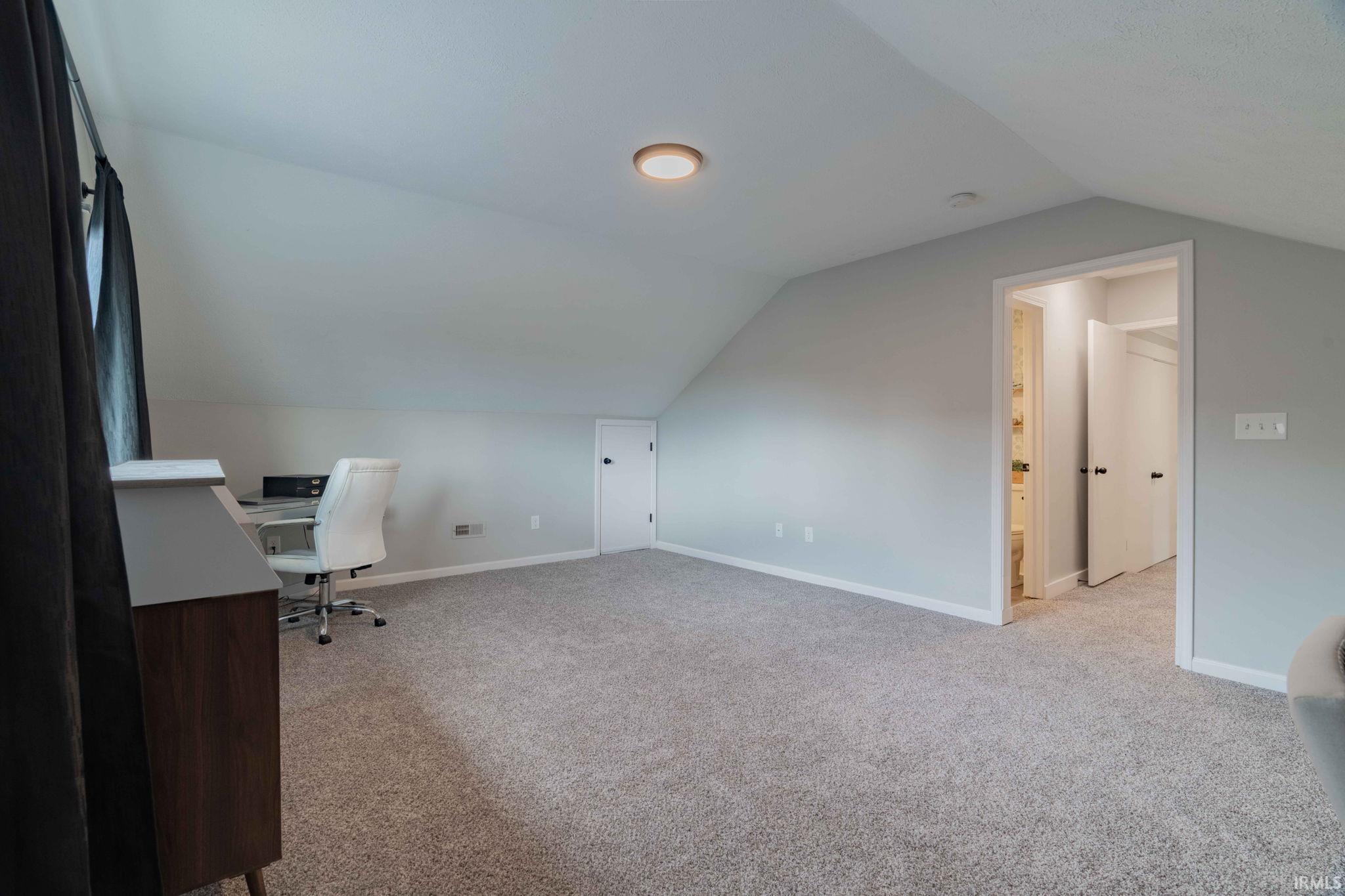 12282 Charing Cross Road Carmel, IN 46033 - Photo 35 of 36 Gallery Image 35