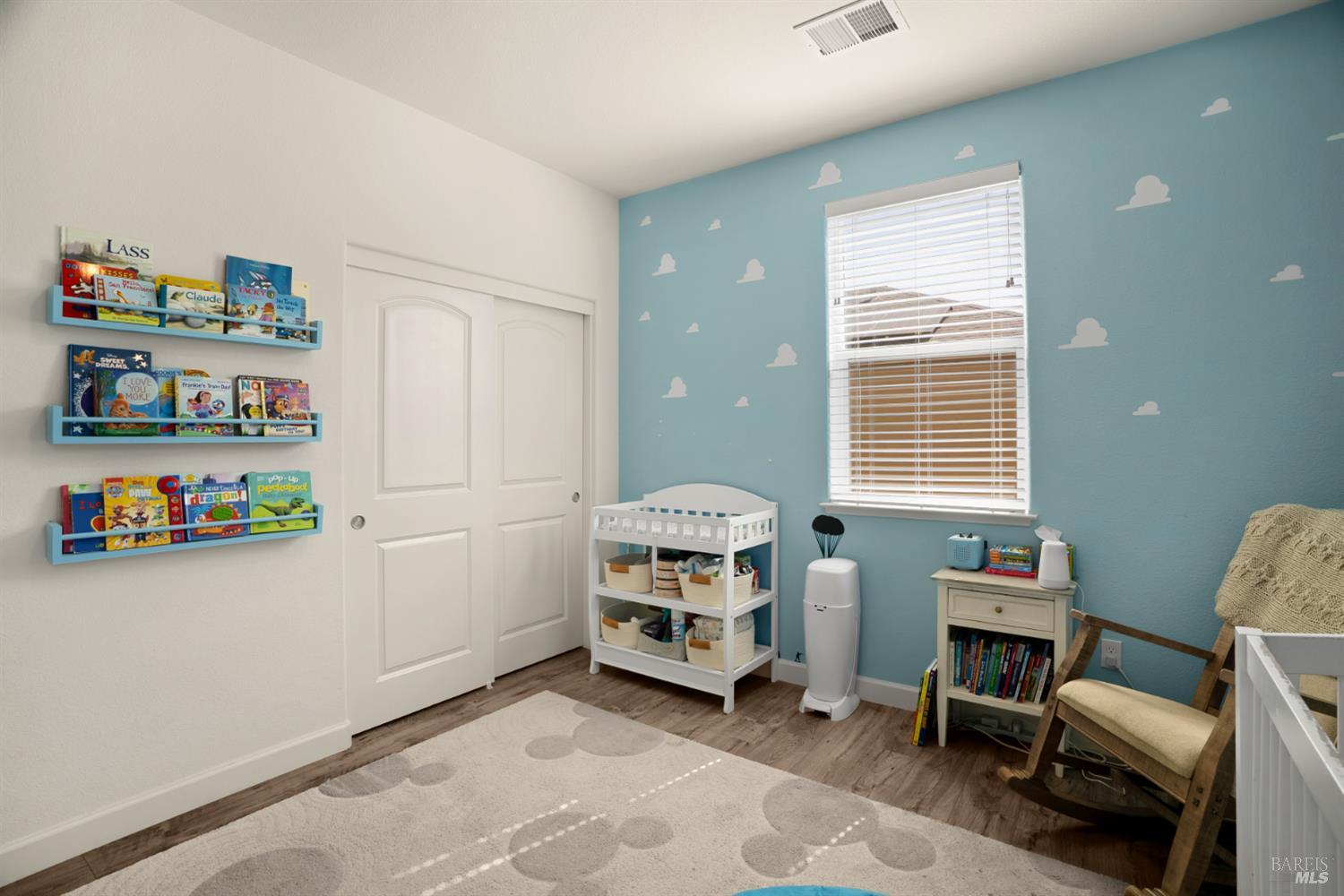 7465 Walker Way Rohnert Park, CA 94928 - Photo 20 of 43 a view of room with baby crib