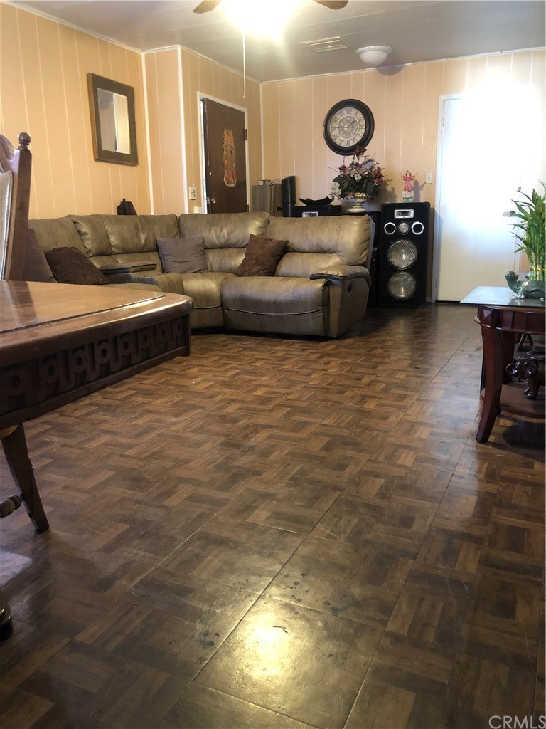 2930 Rialto W Rialto Ca West, Unit 12 Rialto, CA 92376 - Photo 3 of 17