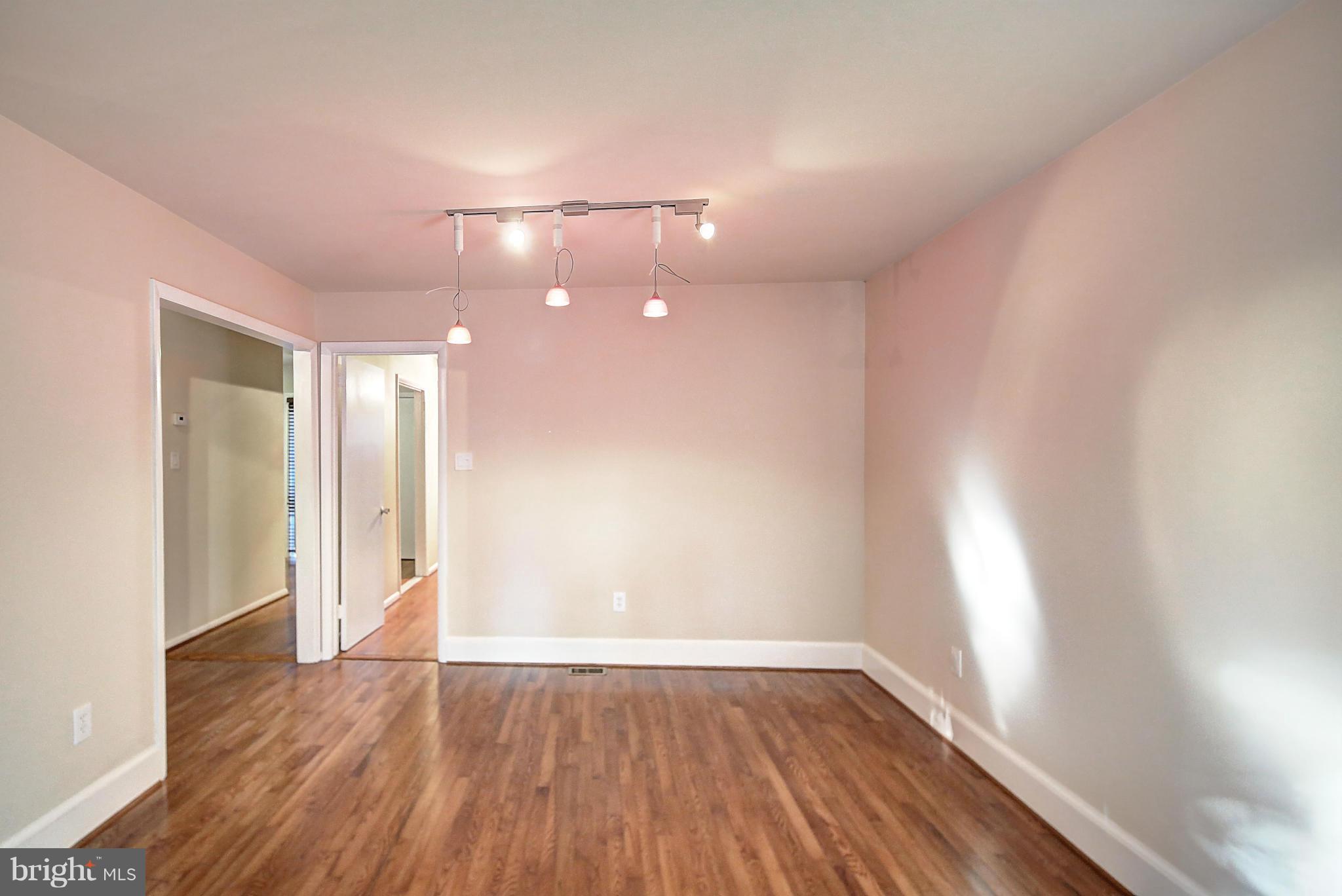 11719 Newbridge Court Reston, VA 20191 - Photo 8 of 30 Dining Room