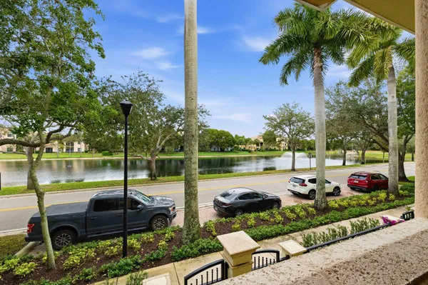 $4,350 | 11850 Valencia Gardens Avenue, Palm Beach Gardens, FL 33410