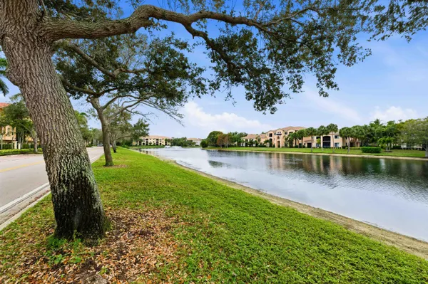 $4,350 | 11850 Valencia Gardens Avenue, Palm Beach Gardens, FL 33410