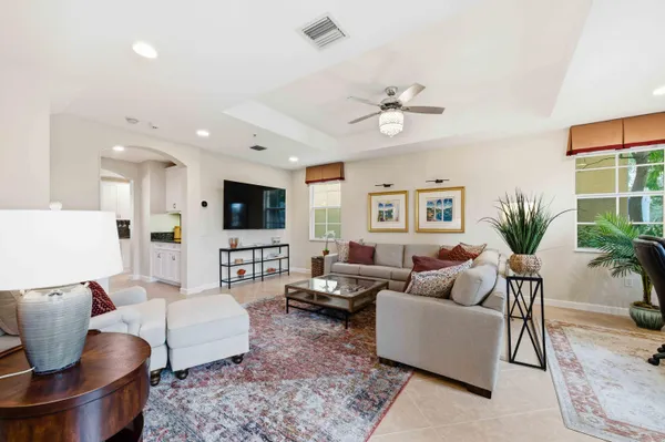$4,350 | 11850 Valencia Gardens Avenue, Palm Beach Gardens, FL 33410