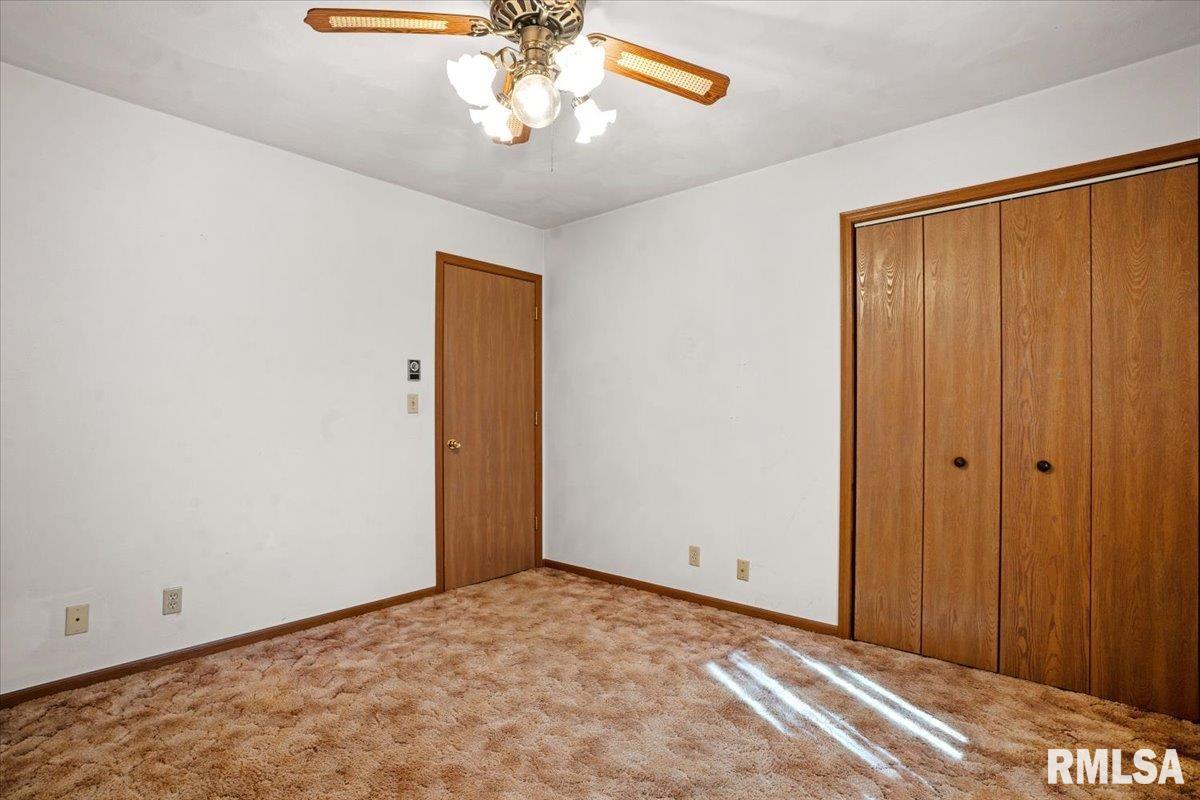 415 South Henrietta Street Divernon, IL 62530 - Photo 23 of 32