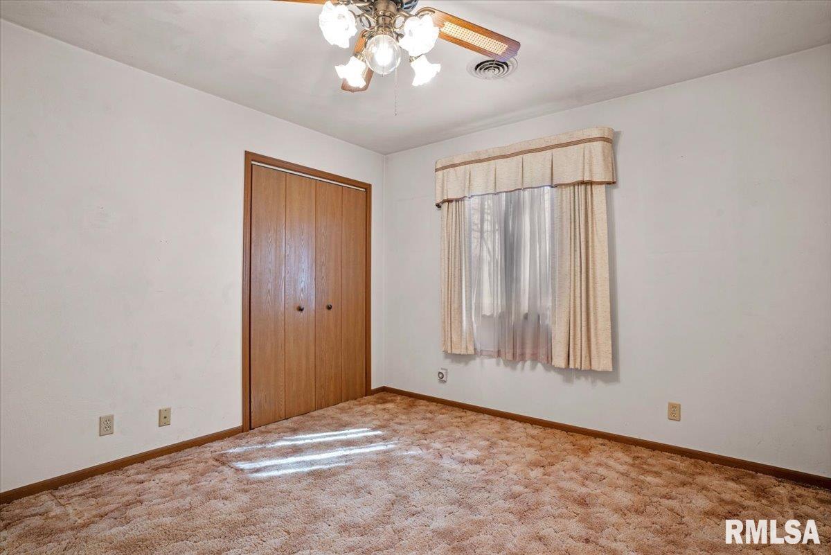 415 South Henrietta Street Divernon, IL 62530 - Photo 25 of 32