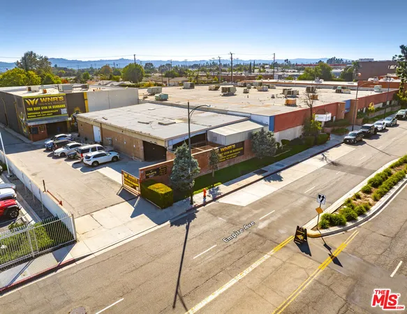 $17,500,000 | 3000 Empire Avenue, Burbank, CA 91504