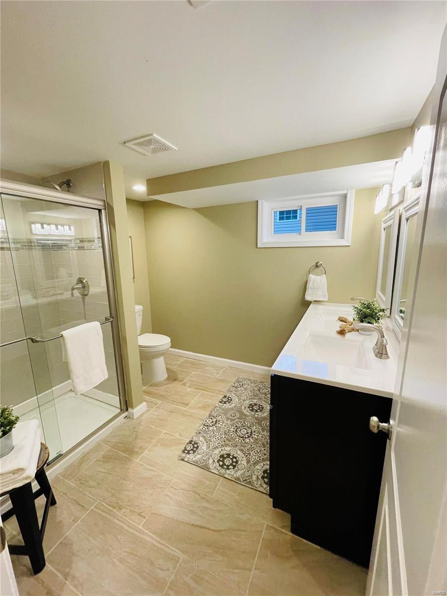 48 Riviera Court St. Louis, MO 63146 - Photo 22 of 28 Gallery Image 22