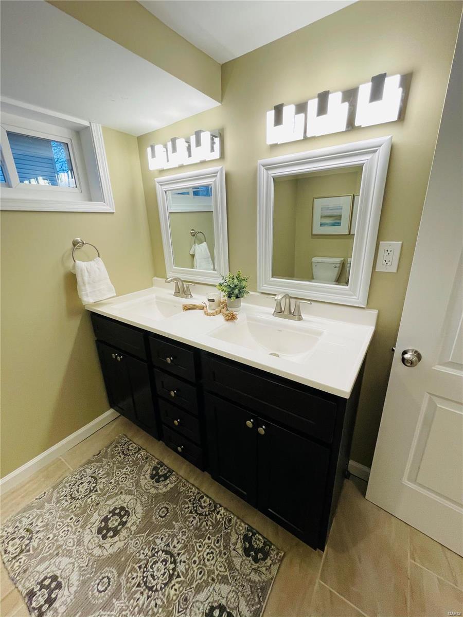 48 Riviera Court St. Louis, MO 63146 - Photo 23 of 28 Gallery Image 23