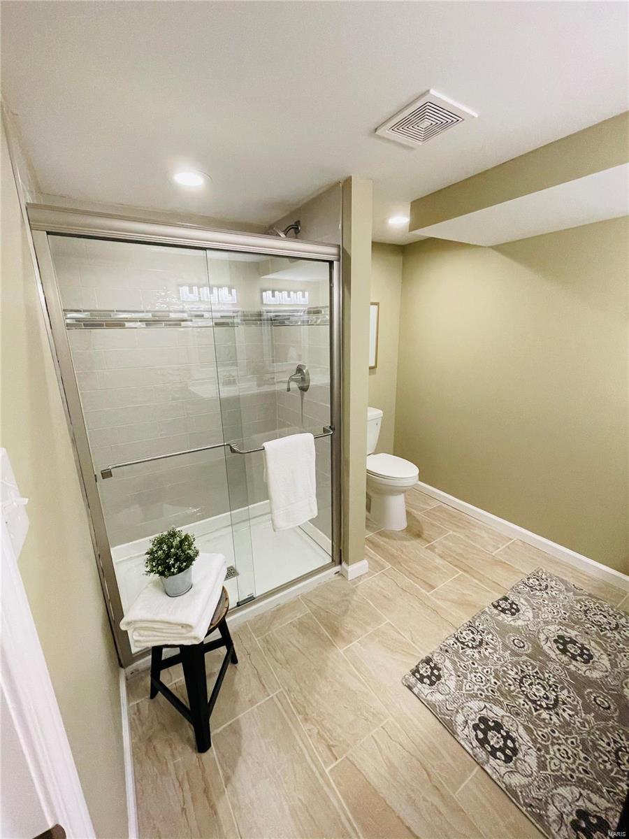 48 Riviera Court St. Louis, MO 63146 - Photo 24 of 28 Gallery Image 24