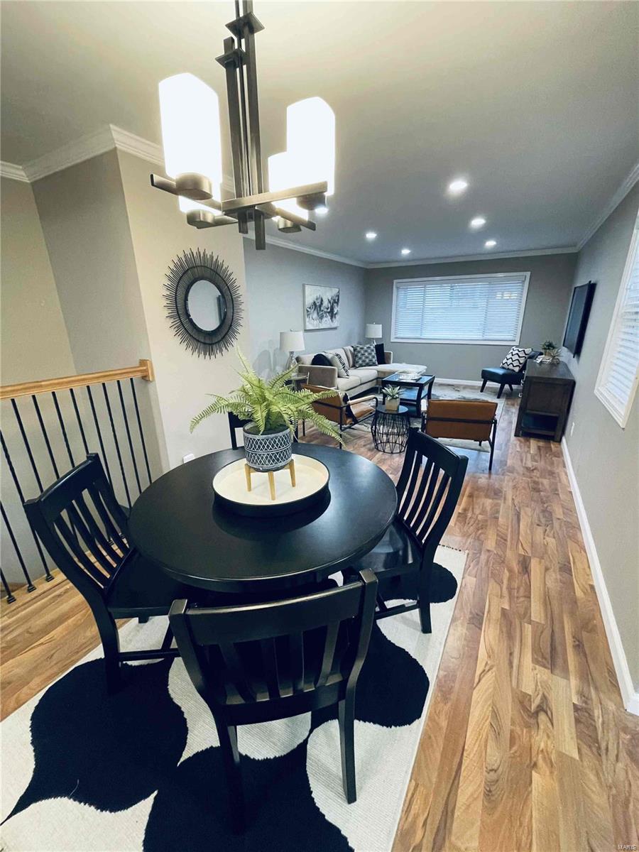 48 Riviera Court St. Louis, MO 63146 - Photo 5 of 28 Gallery Image 5