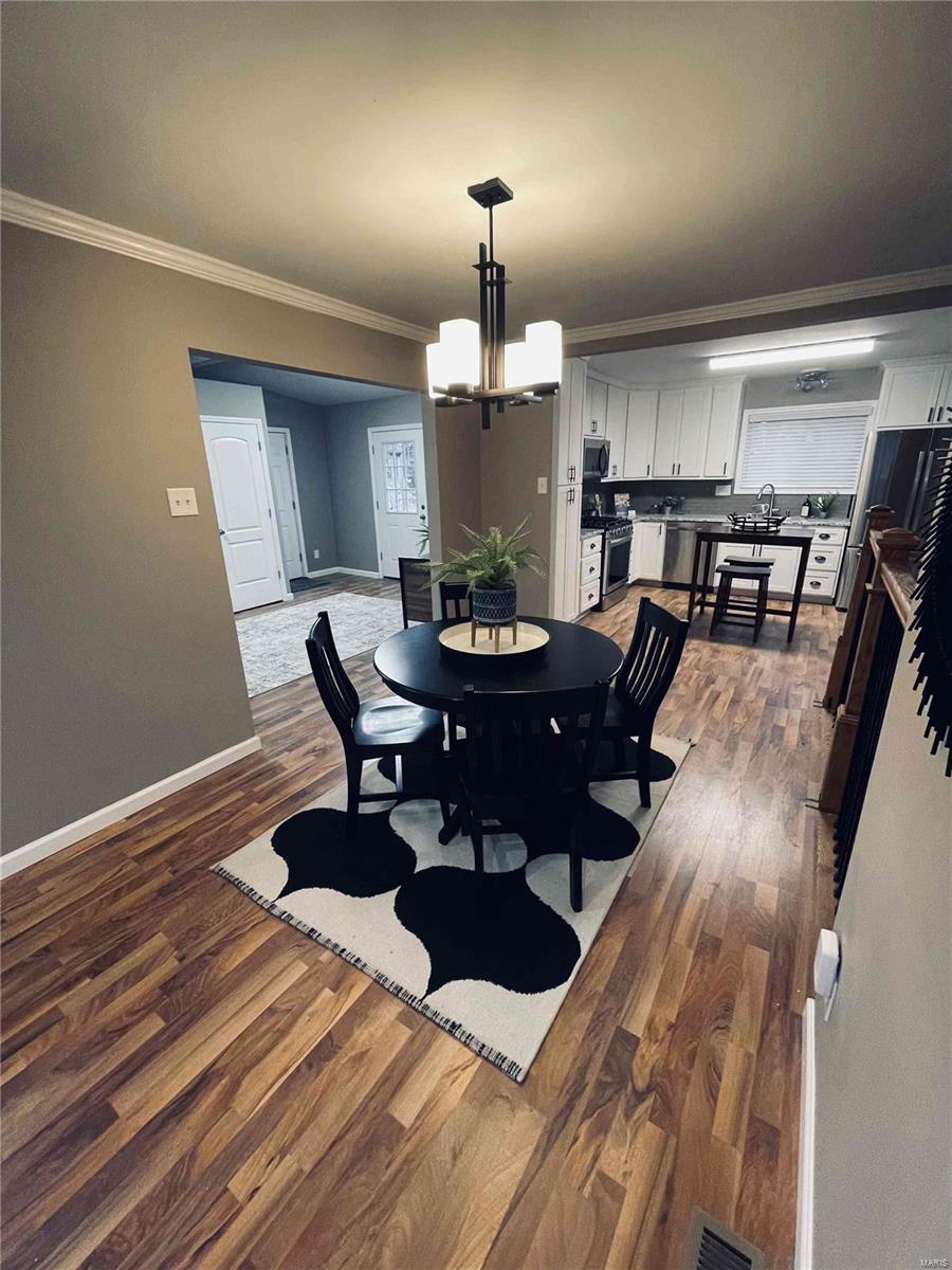 48 Riviera Court St. Louis, MO 63146 - Photo 6 of 28 Gallery Image 6