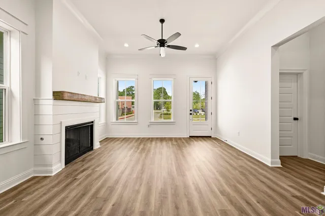 $2,700 | 13932 Mullins Drive, Baton Rouge, LA 70817