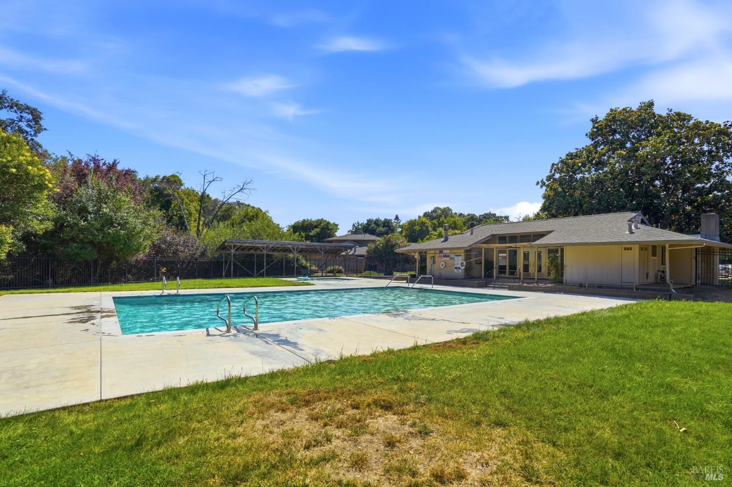 245 Roundtree Way San Rafael, CA 94903 - Photo 21 of 26