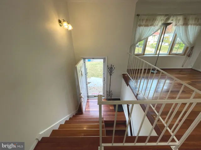 $3,100 | 5597 Shannon Court, Woodbridge, VA 22193