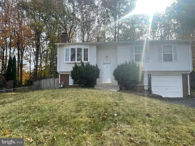 $3,100 | 5597 Shannon Court, Woodbridge, VA 22193