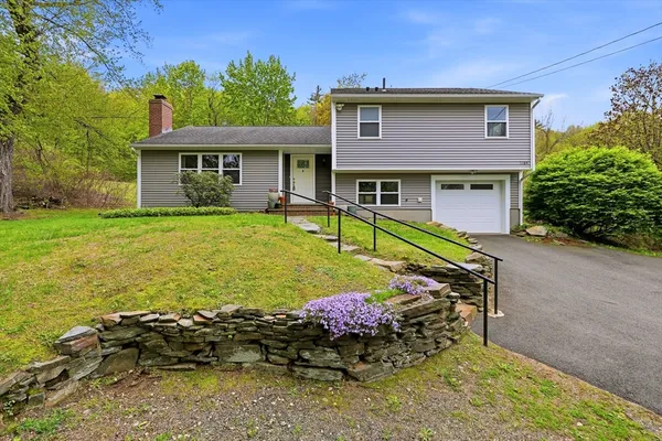 $525,000 | 1185 Bay Road, Amherst, MA 01002