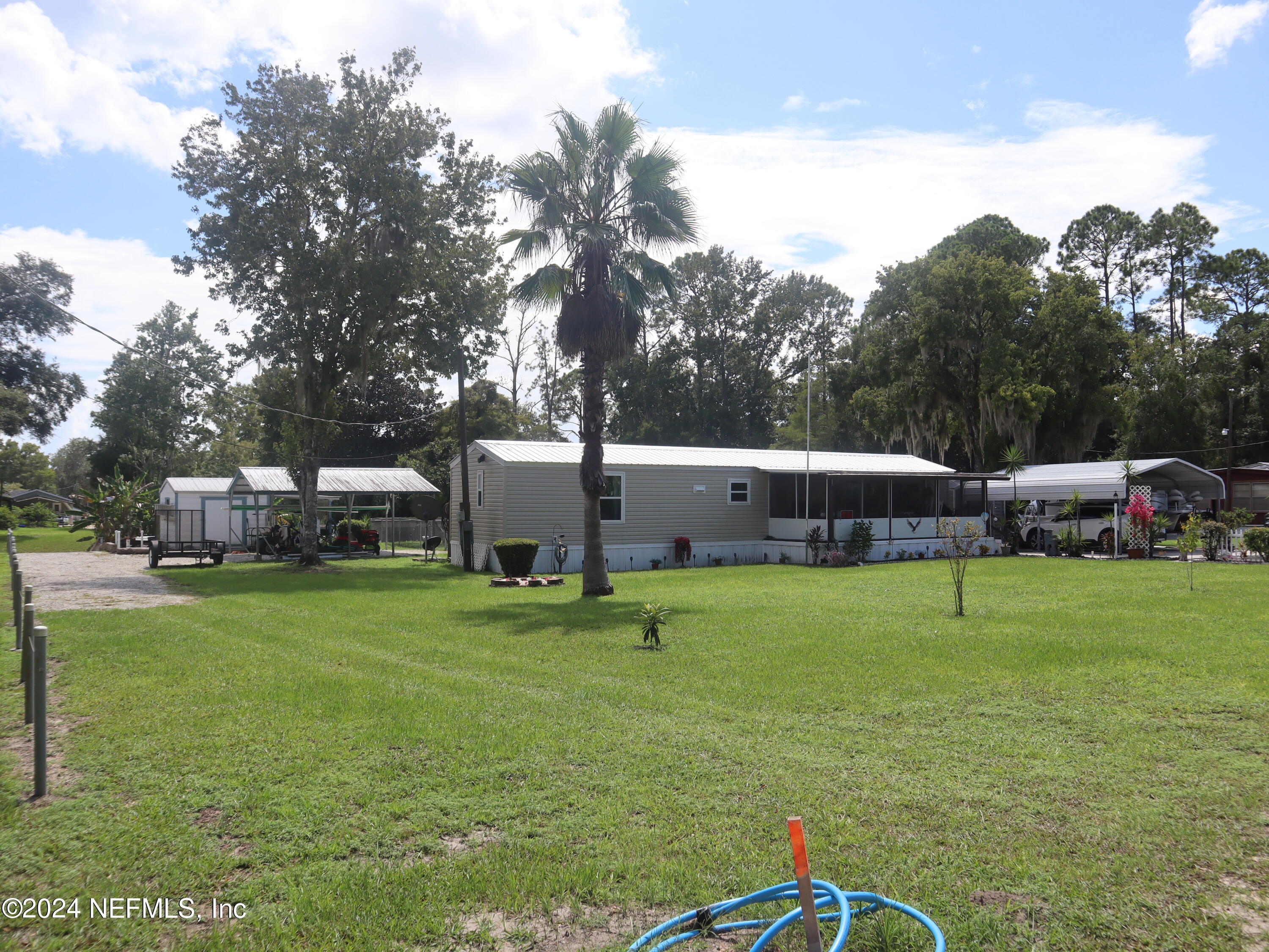 107 Fisherman Road Satsuma, FL 32189 - Photo 1 of 37 Front Yard