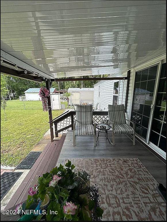107 Fisherman Road Satsuma, FL 32189 - Photo 11 of 37 Back Porch