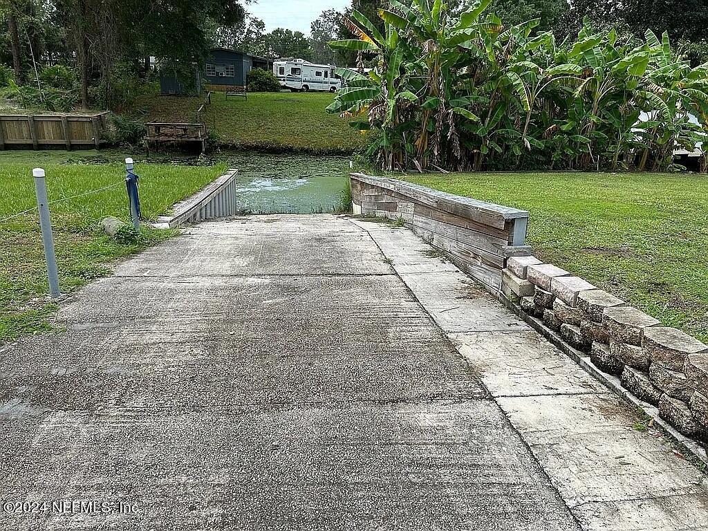 107 Fisherman Road Satsuma, FL 32189 - Photo 17 of 37 Private Boat Ramp