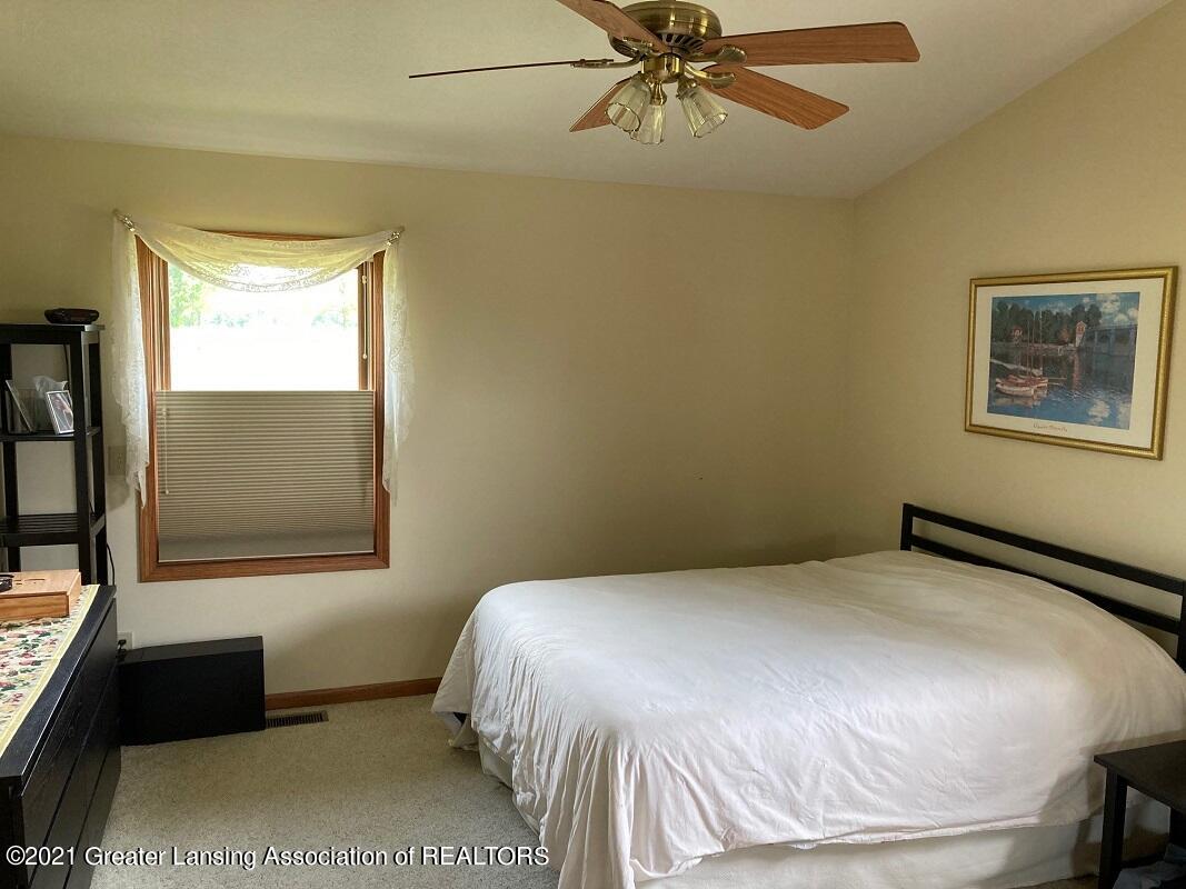 661 South Edgar Road Mason, MI 48854 - Photo 12 of 29 9_661 (2)