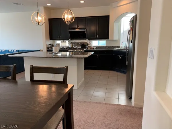 $2,600 | 6320 Pear Vly Lane, Las Vegas, NV 89118