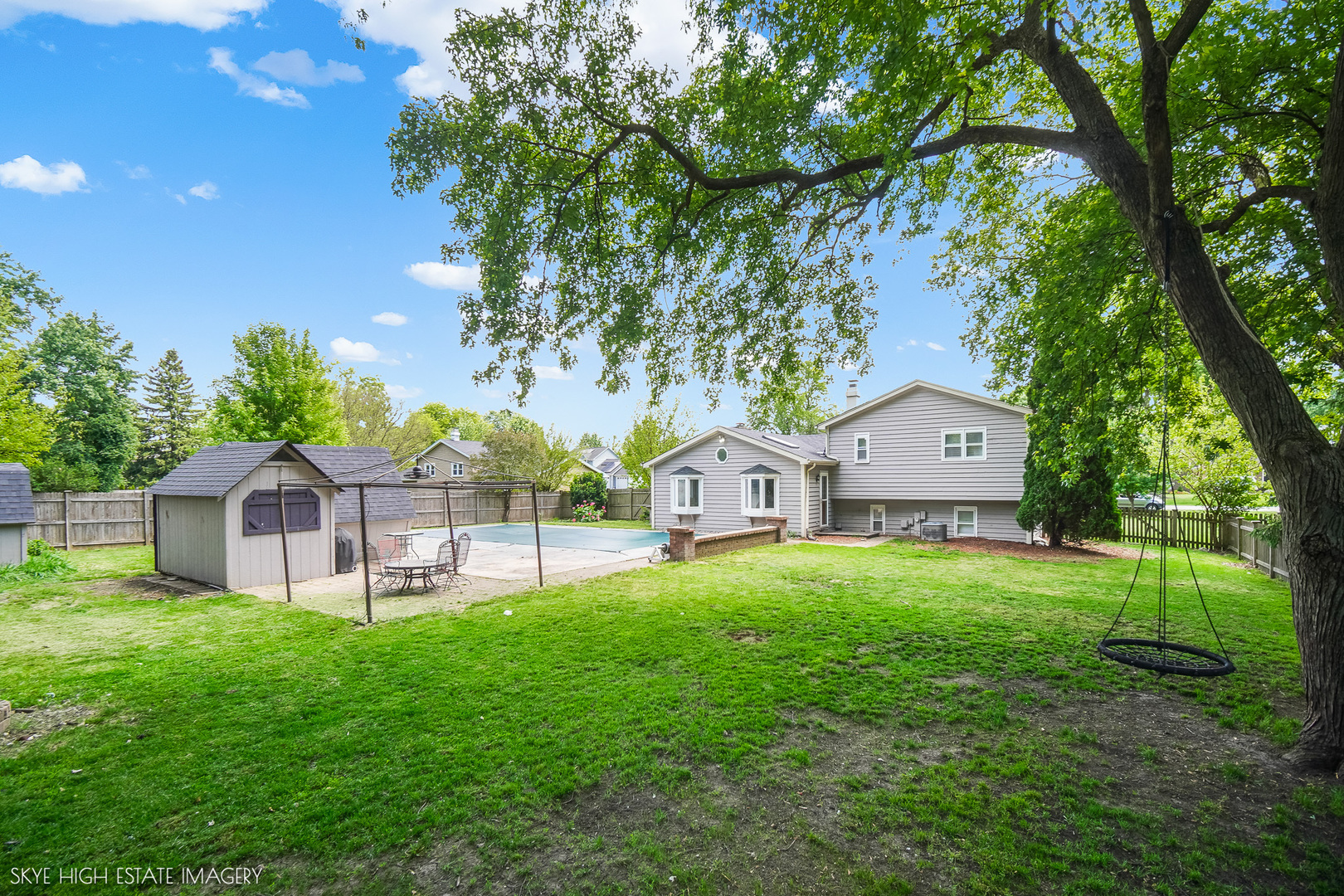 28W516 Leverenz Road Naperville, IL 60564 - Photo 2 of 20 Gallery Image 2