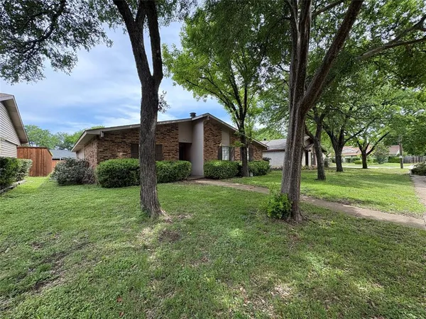 $1,895 | 7103 Hardwood Trail, Dallas, TX 75249