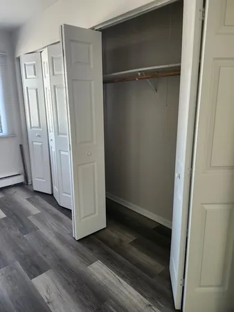 $1,800 | 7715 Woodward Avenue, Unit 3B, Woodridge, IL 60517