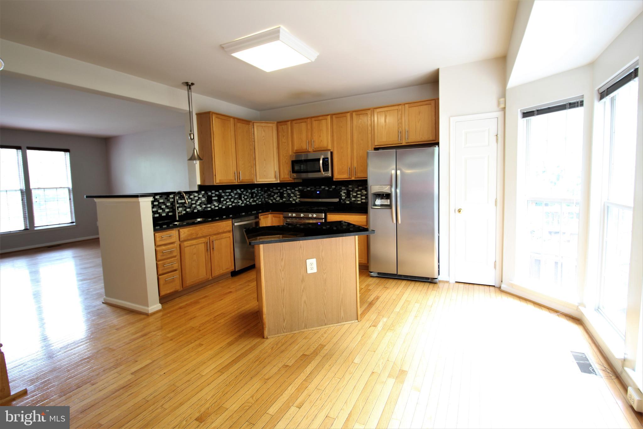 13262 Revillo Loop Woodbridge, VA 22191 - Photo 4 of 23