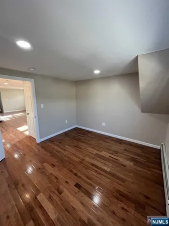 $1,900 | 236-240 19th Avenue, Unit 3, Paterson, NJ 07504