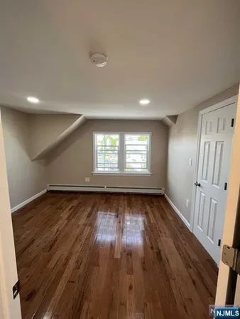 $1,900 | 236-240 19th Avenue, Unit 3, Paterson, NJ 07504