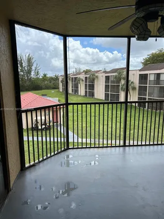 $2,000 | 3396 Foxcroft Road, Unit 310, Miramar, FL 33025