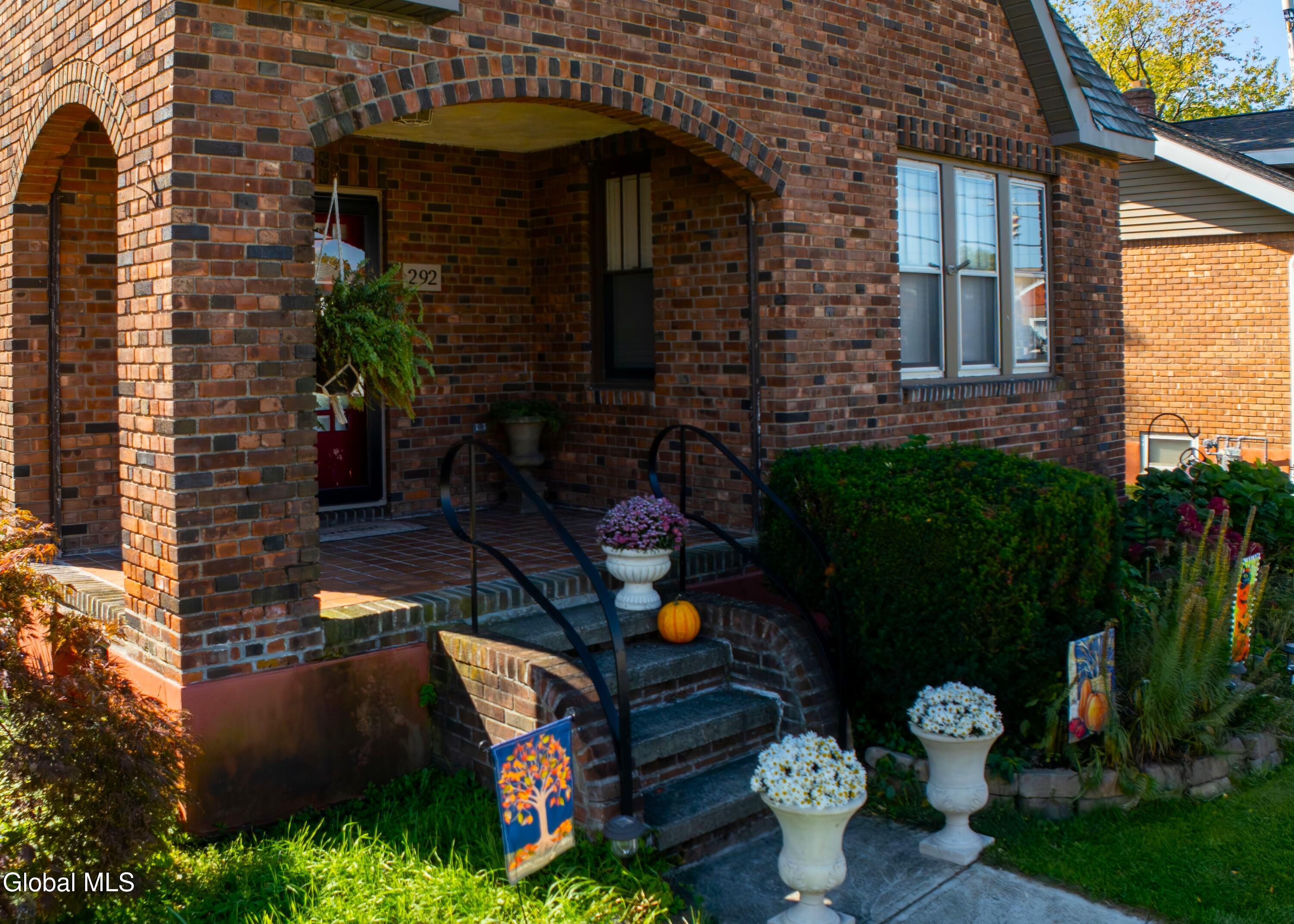292 Whitehall Road Albany, NY 12209 - Photo 3 of 54 RDP 26=1007 292 Whitehall Rd (2)