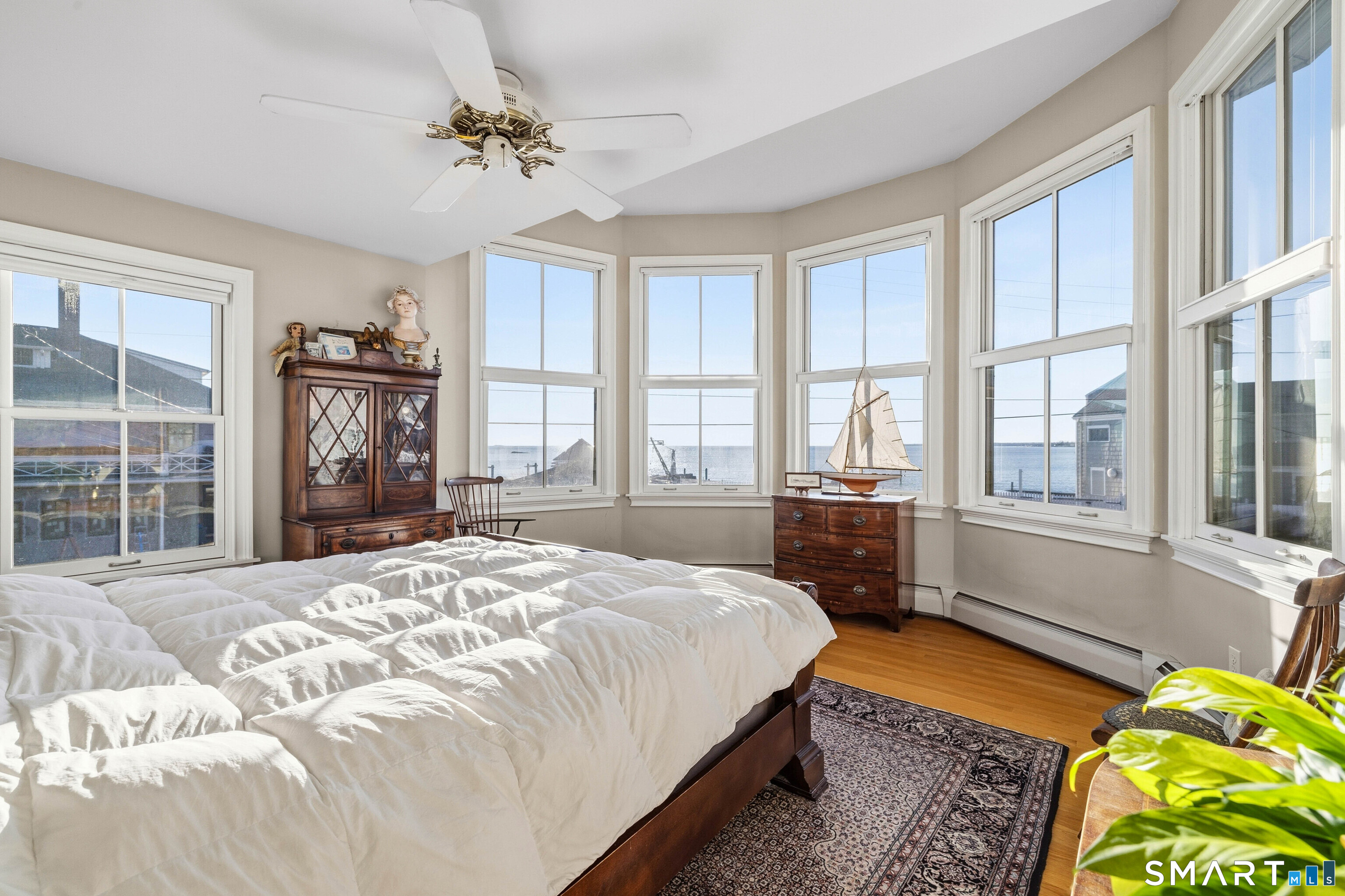 5 Middle Beach Road Madison, CT 06443 - Photo 13 of 33