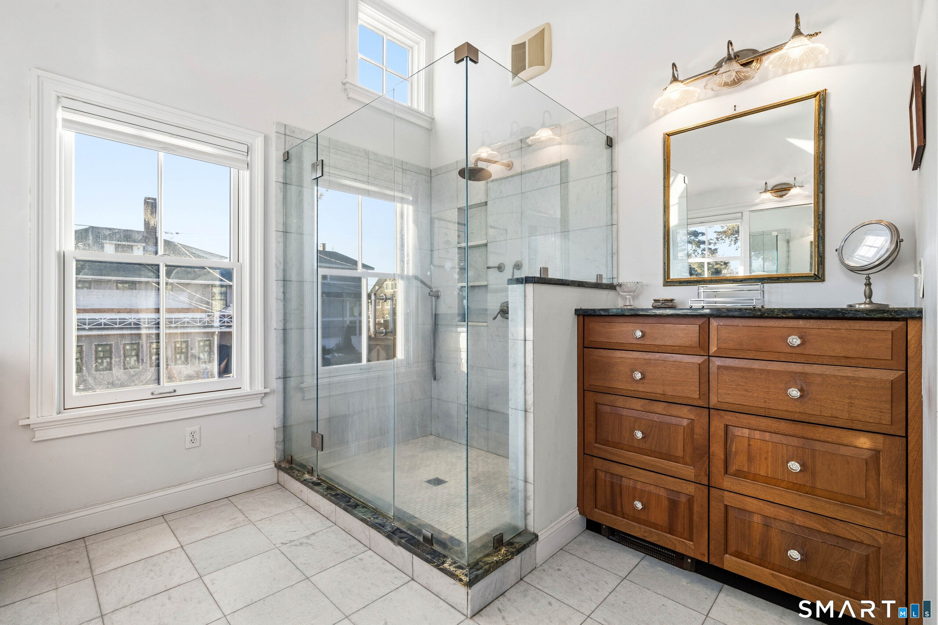 5 Middle Beach Road Madison, CT 06443 - Photo 17 of 33