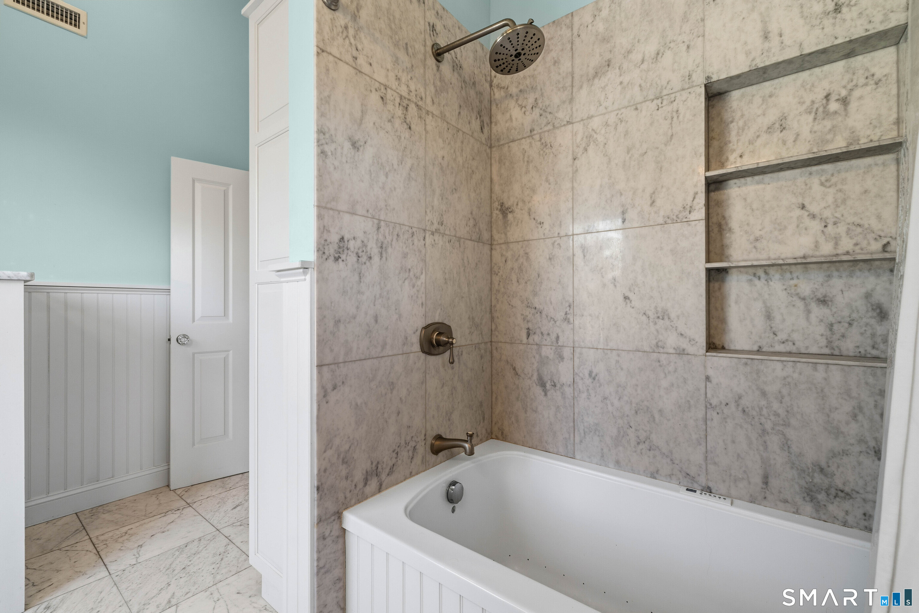 5 Middle Beach Road Madison, CT 06443 - Photo 28 of 33