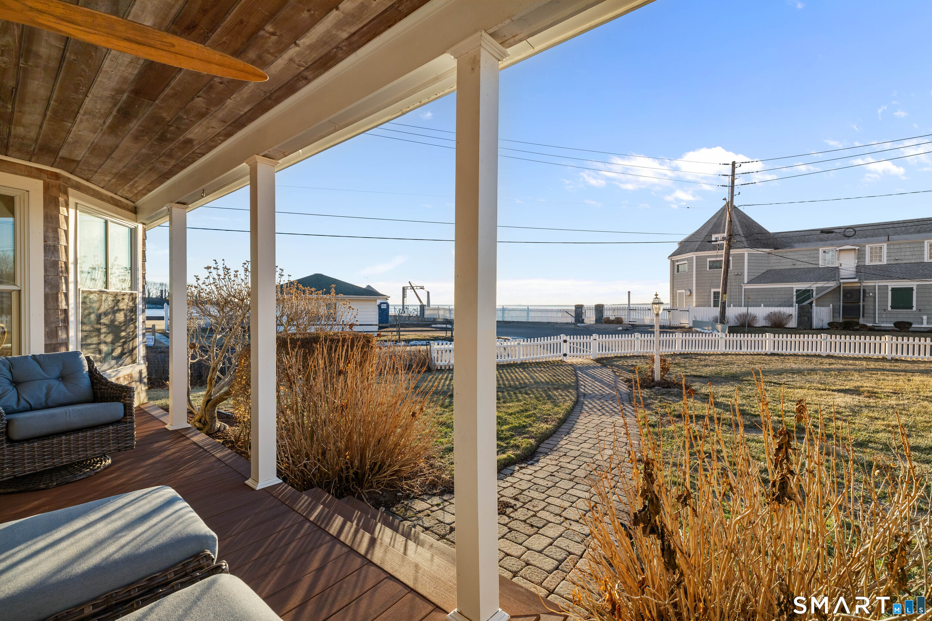 5 Middle Beach Road Madison, CT 06443 - Photo 9 of 33