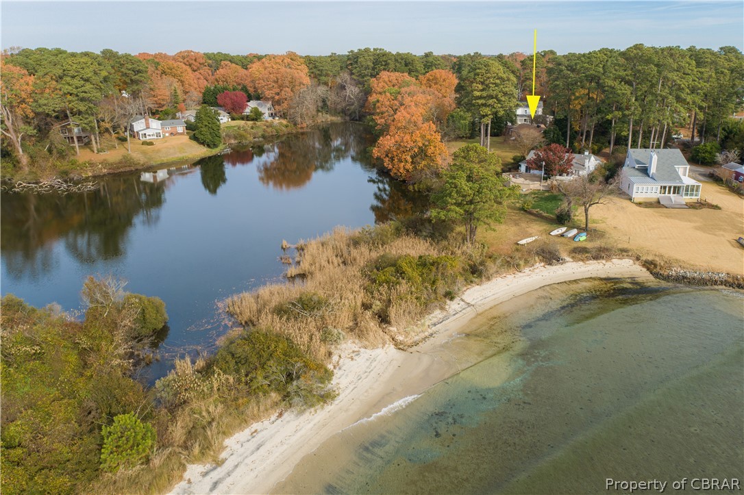 1317 Laurens Road Gloucester Point, VA 23062 - Photo 9 of 40