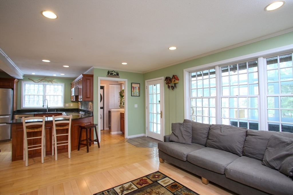 751 Park Hill Road Northampton, MA 01062 - Photo 11 of 41